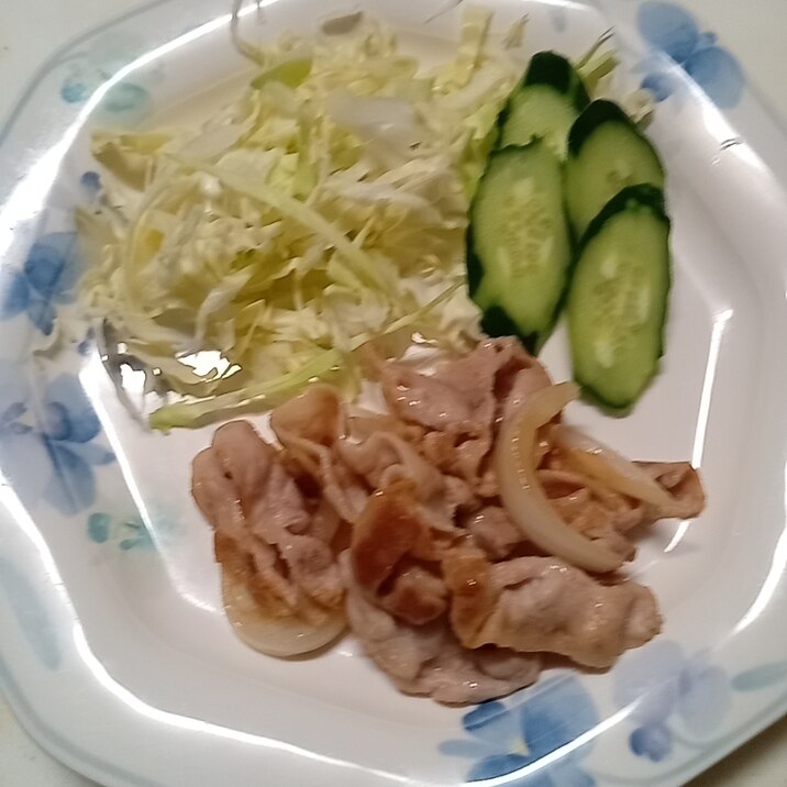 豚肉のにんにくじょうゆ炒め